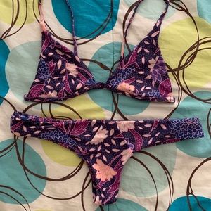 Stone Fox bikini set